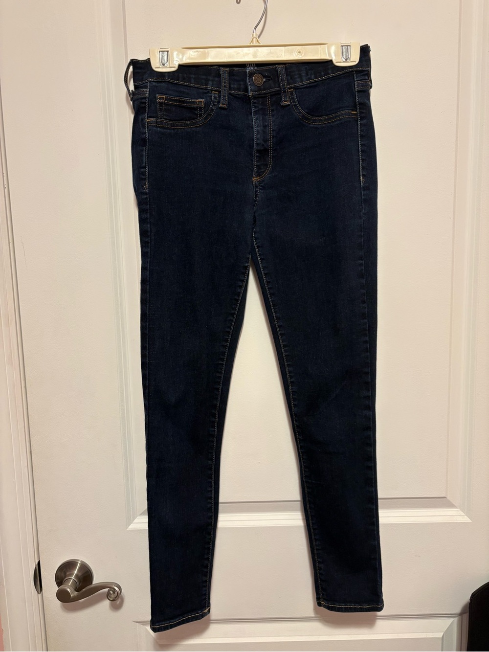 Dark Wash GAP Women’s Skinny Jeans